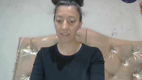 Snapshot of candymilfff chatting on 02.16.25 candymilfff online show from 02.16.25