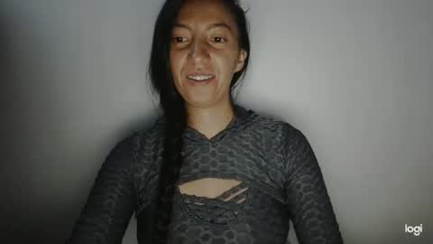 Snapshot of candymilfff chatting on 02.26.25 candymilfff online show from 02.26.25