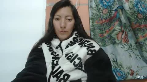 Snapshot of candymilfff chatting on 03.05.25 candymilfff online show from 03.05.25