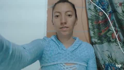 Snapshot of candymilfff chatting on 03.10.25 candymilfff online show from 03.10.25