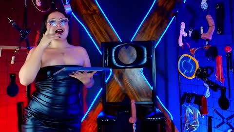 Snapshot of candyqueen_bdsm_ chatting on 02.06.26 candyqueen_bdsm_ online show from 02.06.26