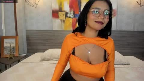 Candys Victoria online show from 02.16.25