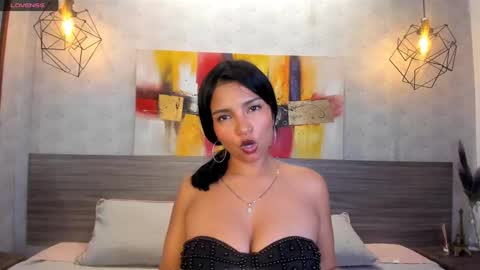 Candys Victoria online show from 02.20.25