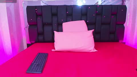 Aura  online show from 01.31.25