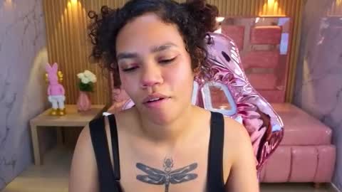 Snapshot of canela_s1 chatting on 10.25.25 canela_s1 online show from 10.25.25