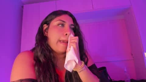 GABRIELA LOPEZ online show from 01.12.25
