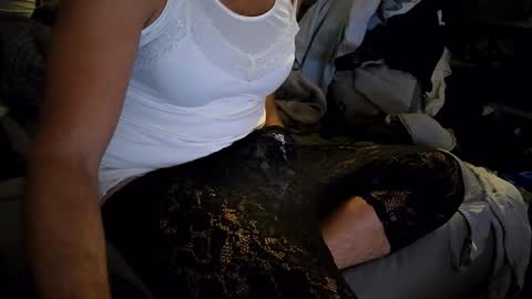 capoo24 online show from 10.08.25