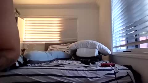 Snapshot of cappinrc8 chatting on 10.19.25 cappinrc8 online show from 10.19.25