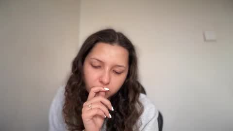 Emma online show from 11.17.25