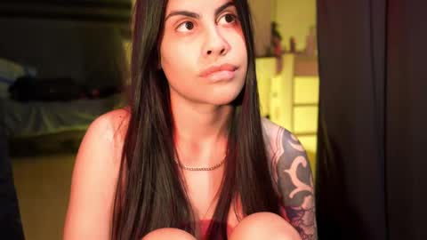 Snapshot of capriciousqueen chatting on 11.15.25 Miyah online show from 11.15.25