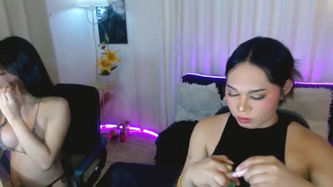 Snapshot of caprize_diva chatting on 10.23.25 caprize_diva online show from 10.23.25