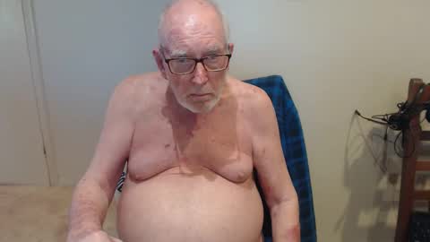 Snapshot of capt5105 chatting on 02.22.26 capt5105 online show from 02.22.26