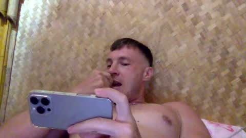 Snapshot of capt_oliver chatting on 01.25.25 follow my twitter online show from 01.25.25