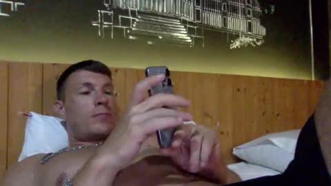 Snapshot of capt_oliver chatting on 02.08.25 follow my twitter online show from 02.08.25