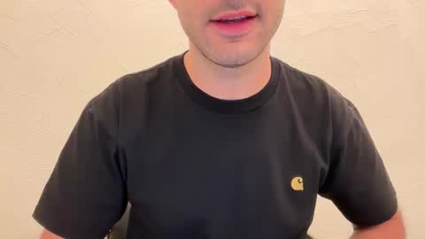 Snapshot of captainhookjk chatting on 10.17.25 captainhookjk online show from 10.17.25