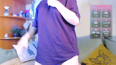 girl - foxi and tranny - kami online show from 11.23.25