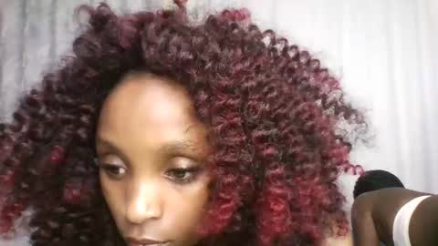 Snapshot of carababey chatting on 04.17.26 carababey online show from 04.17.26