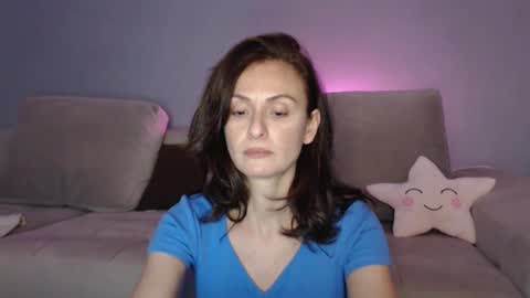 Snapshot of carakat chatting on 12.20.24 carakat online show from 12.20.24