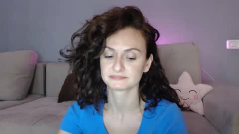 Snapshot of carakat chatting on 01.24.25 carakat online show from 01.24.25