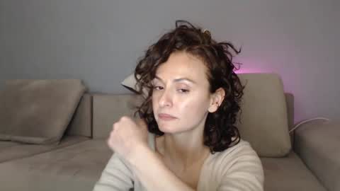 Snapshot of carakat chatting on 03.07.25 carakat online show from 03.07.25