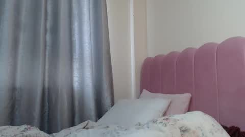 Snapshot of caramel_chocolate01 chatting on 10.26.25 caramel online show from 10.26.25