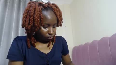 Snapshot of caramel_chocolate01 chatting on 11.03.25 caramel online show from 11.03.25