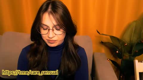 Mary online show from 12.05.24