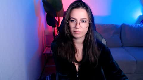 Mary online show from 10.17.25