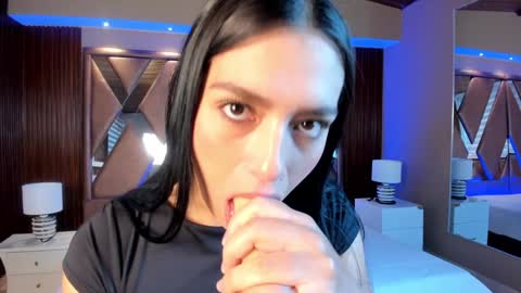 Carina online show from 01.25.25