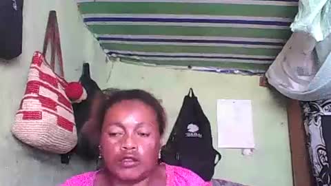 carinesexy69 online show from 12.07.24