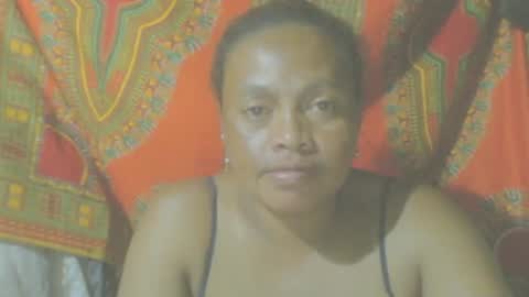 carinesexy69 online show from 12.11.24