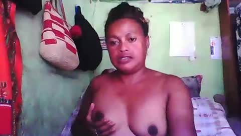 carinesexy69 online show from 12.20.24