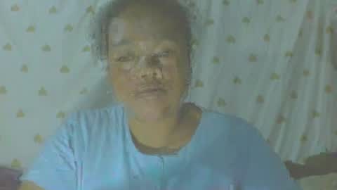 carinesexy69 online show from 10.21.25