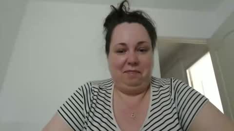 Snapshot of carlaruth chatting on 05.31.26 Carlaruth online show from 05.31.26