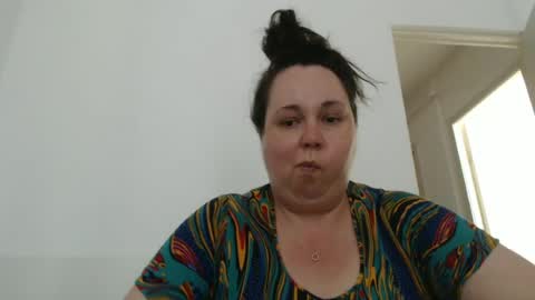 Snapshot of carlaruth chatting on 06.15.26 Carlaruth online show from 06.15.26