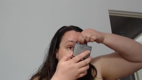 Snapshot of carlaruth chatting on 06.19.26 Carlaruth online show from 06.19.26