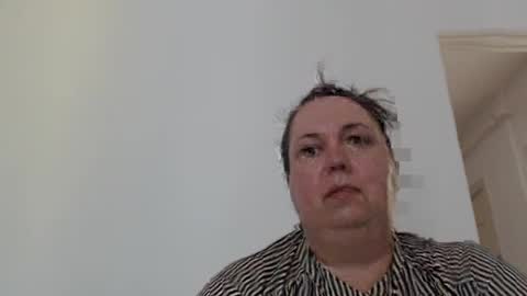 Snapshot of carlaruth chatting on 06.22.26 Carlaruth online show from 06.22.26