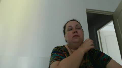 Snapshot of carlaruth chatting on 06.25.26 Carlaruth online show from 06.25.26