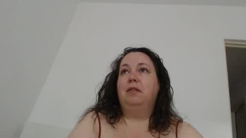 Snapshot of carlaruth chatting on 07.25.26 Carlaruth online show from 07.25.26