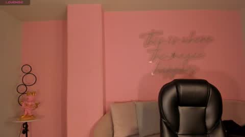 Carla online show from 10.21.25