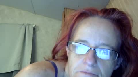 Snapshot of carleeswoman08 chatting on 12.13.24 carleeswoman08 online show from 12.13.24