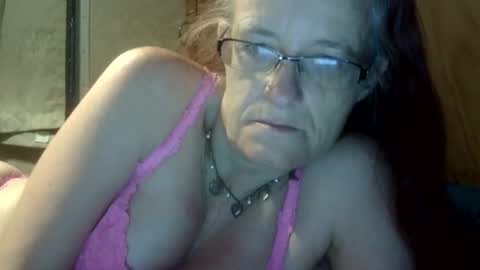 Snapshot of carleeswoman08 chatting on 03.24.26 carleeswoman08 online show from 03.24.26