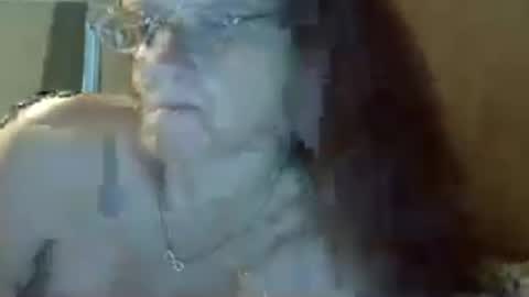 Snapshot of carleeswoman08 chatting on 06.16.26 carleeswoman08 online show from 06.16.26