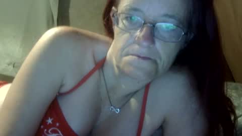 Snapshot of carleeswoman08 chatting on 06.29.26 carleeswoman08 online show from 06.29.26