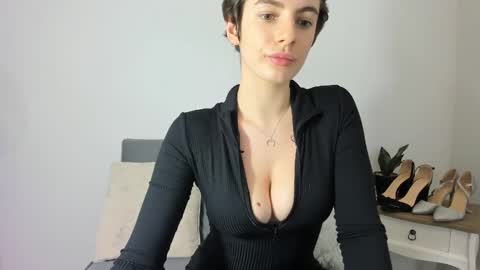 Carli online show from 12.10.24