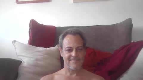 Snapshot of carlo76mx chatting on 01.17.25 carlo online show from 01.17.25