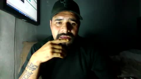 Snapshot of carlos100699 chatting on 08.10.26 carlos100699 online show from 08.10.26