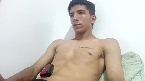 Snapshot of carlos682090 chatting on 10.17.25 carlos682090 online show from 10.17.25