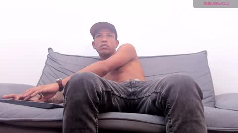 Snapshot of carlos_alber12 chatting on 01.25.25 carlos_alber12 online show from 01.25.25