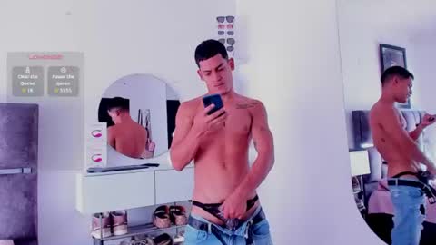 Snapshot of carloshero69 chatting on 07.15.26 carloshero69 online show from 07.15.26